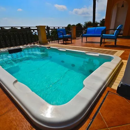 La Timpa: Majestic Etna And Sea View With Private Jacuzzi Villa