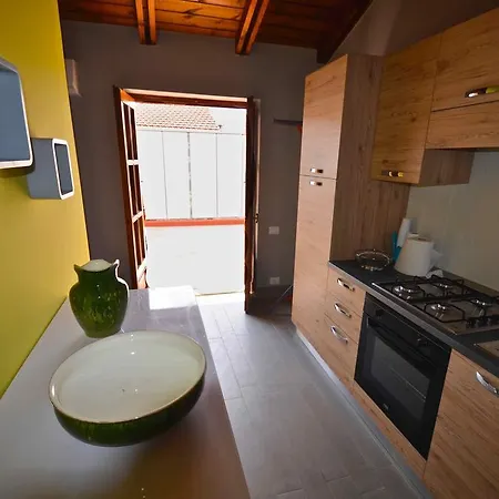 Villa La Timpa: Majestic Etna And Sea View With Private Jacuzzi *