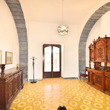 La Timpa: Majestic Etna And Sea View With Private Jacuzzi Acireale